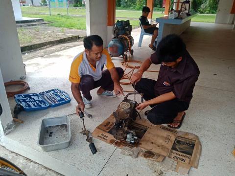 โครงการ ขยายบทบาทศูนย์ซ่อมสร้างเพื่อชุมชน Fix it Center Thailand