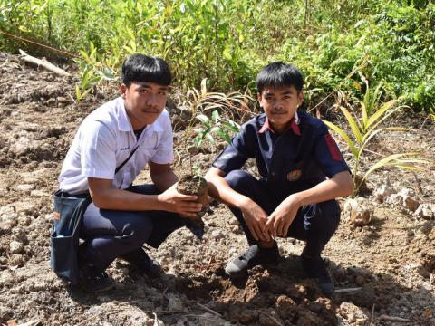 โครงการปลูกจิตสำนึกรักษาทรัพยากรธรรมชาติและป่าไม้