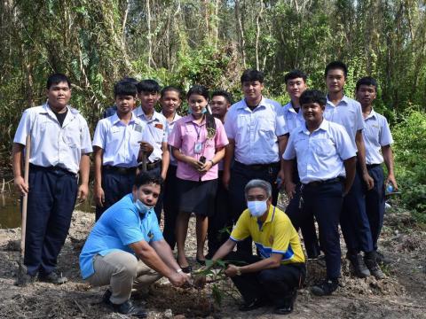 โครงการปลูกจิตสำนึกรักษาทรัพยากรธรรมชาติและป่าไม้